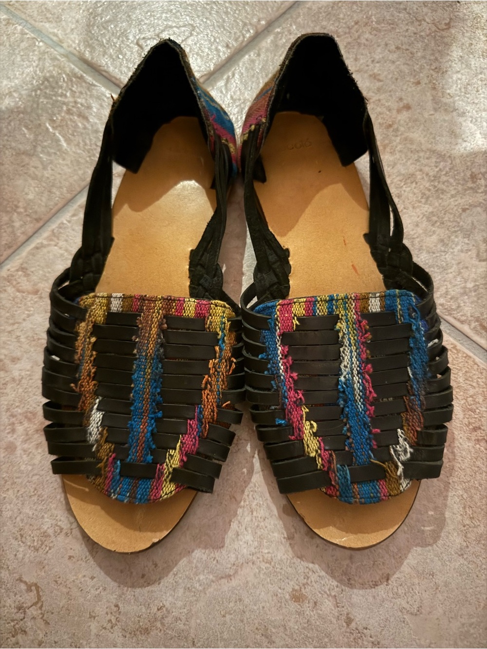 Women’s Multicolor Woven Huarache Sandals size 7
